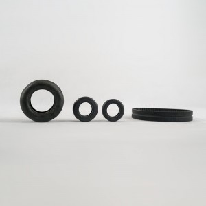 Rubber toy tyre